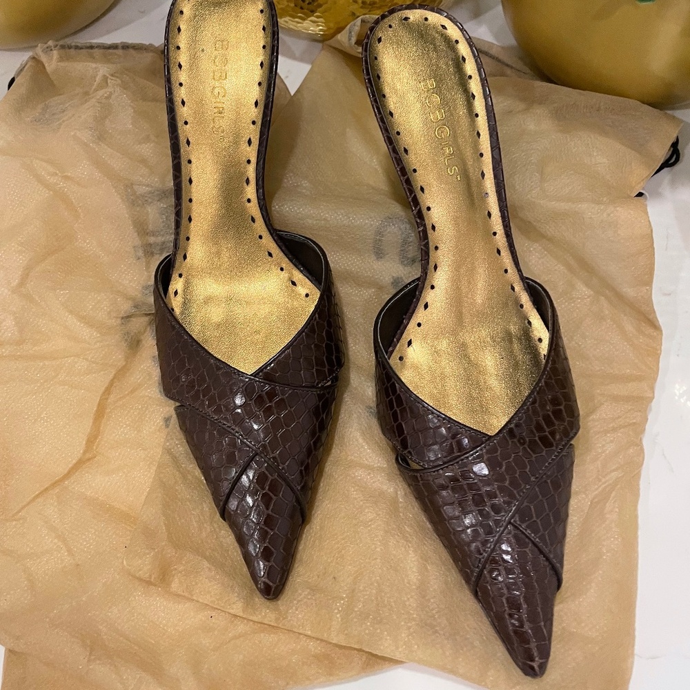 BCBG Brown Mules Size 38.5 (7.5 USA)